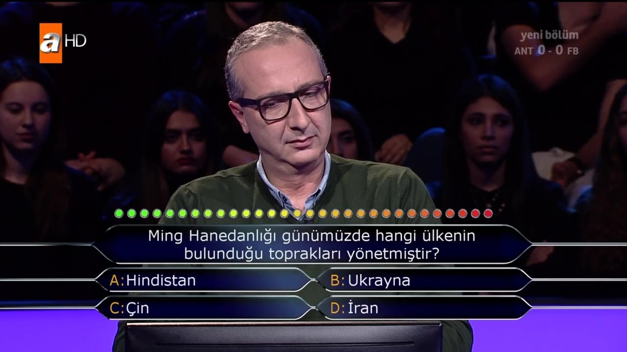 Kim Milyoner Olmak İster 796. bölüm soru ve cevapları | Futbol sorusu geceye damga vurdu