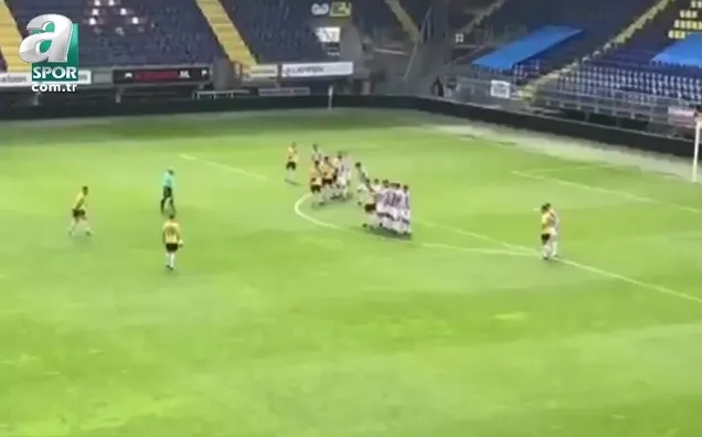 Efsanenin oğlu babasını aratmadı!
