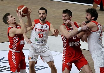 12 Dev Adam galibiyetle bitirdi!