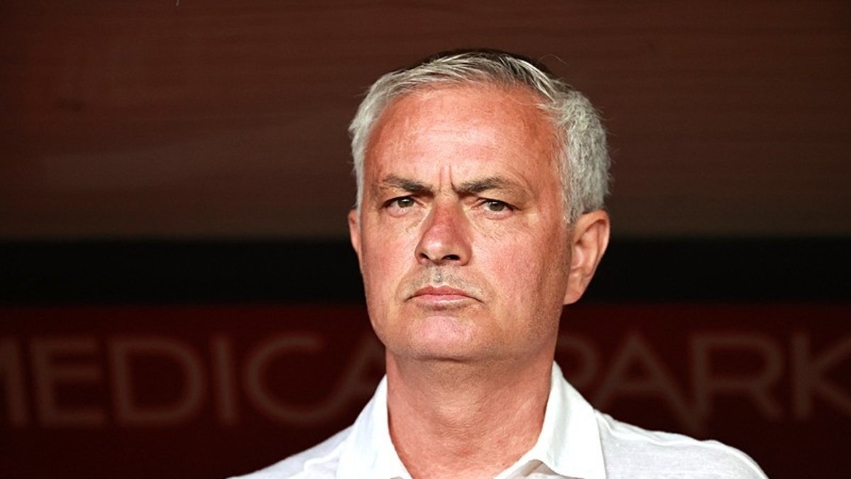 FENERBAHÇE HABERİ - Mourinho’ya sürpriz teklif! İşte Portekizli hocaya önerilen maaş FENERBAHÇE HABERİ - Mourinho’ya sürpriz teklif! İşte Portekizli hocaya önerilen maaş
