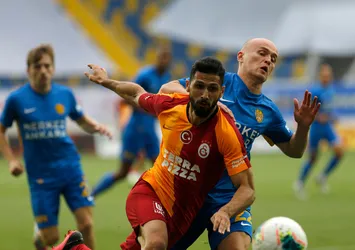 Emre Akbaba’yı hırs bastı