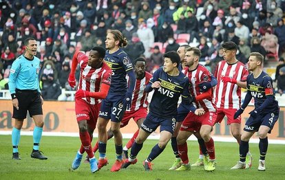 Sivasspor 1-1 Fenerbahçe MAÇ SONUCU-ÖZET | Sivas’ta kazanan çıkmadı!