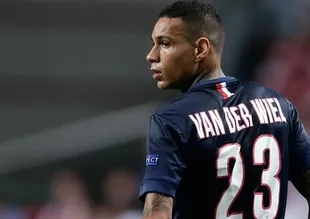 van der Wiel imza için İstanbul'a geliyor!