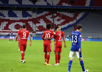 Bayern Münih Schalke'yi hezimete uğrattı!