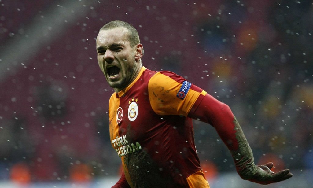 Galatasaray taraftarı Wesley Sneijder için ayaklandı!