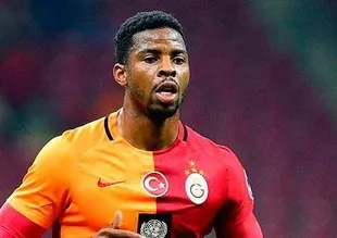 TT Arena’da Ryan Donk’a ıslıklı tepki.