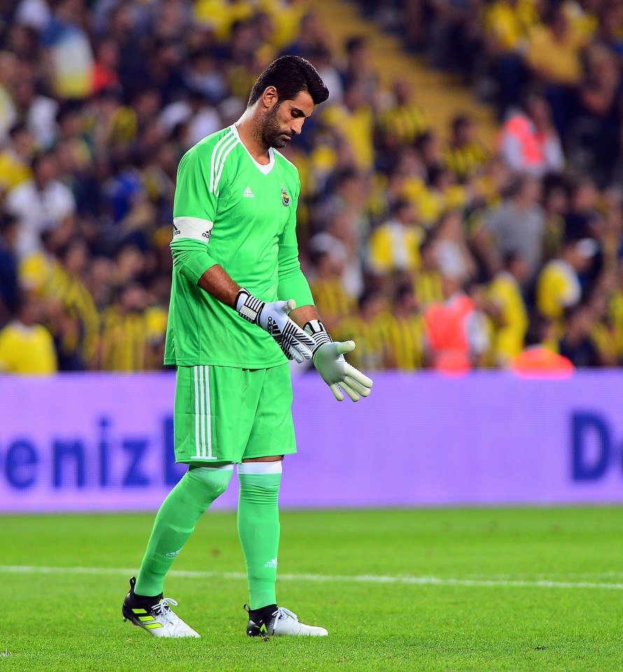 Sosyal medyada Volkan Demirel’e tepki!