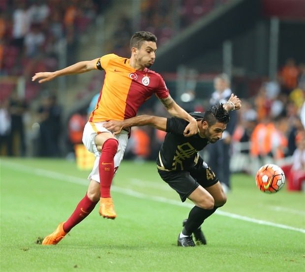 Rakip Osmanlı olunca sosyal medya yıkıldı