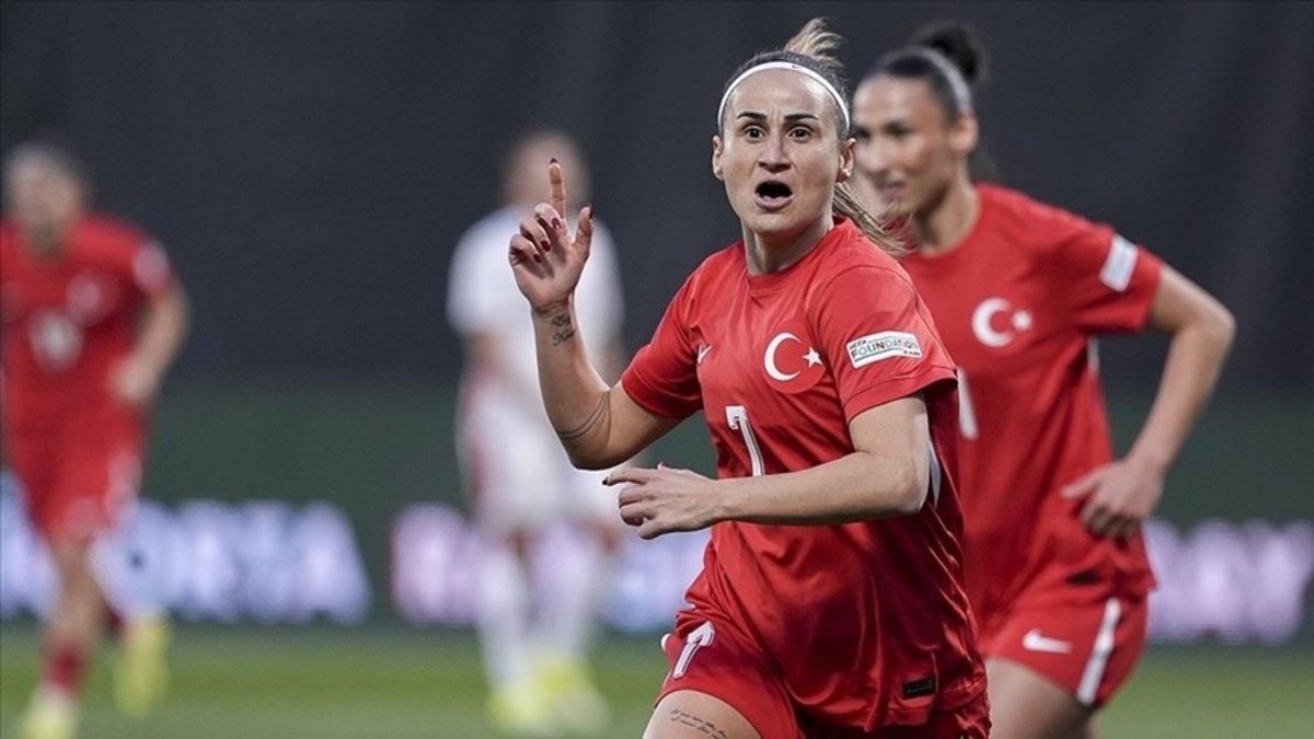 A Milli Kadın Futbol Takımımız, Malta'yı yenerek grubunu galibiyetle bitirdi!