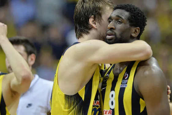 Ekpe Udoh Fenerbahçe'de kaldı - 1