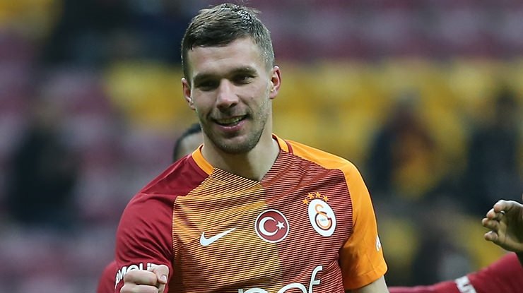 Galatasaray, Beşiktaş’ın kapısını çalıyor