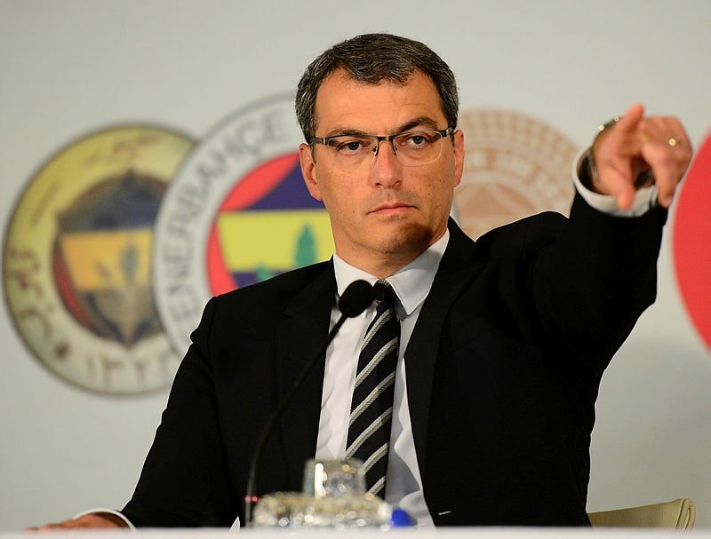 Fenerbahçe’den Emre Akbaba bombası!