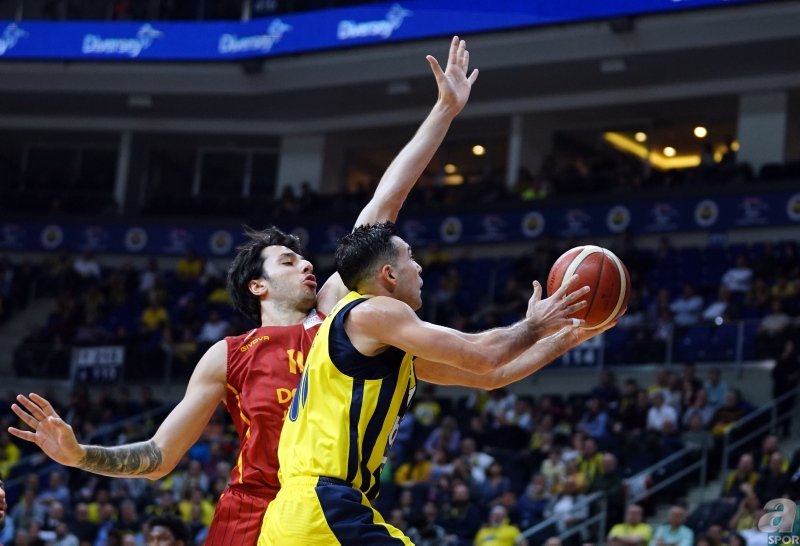 Fenerbahçe Beko - Galatasaray Doğa Sigorta maçından kareler