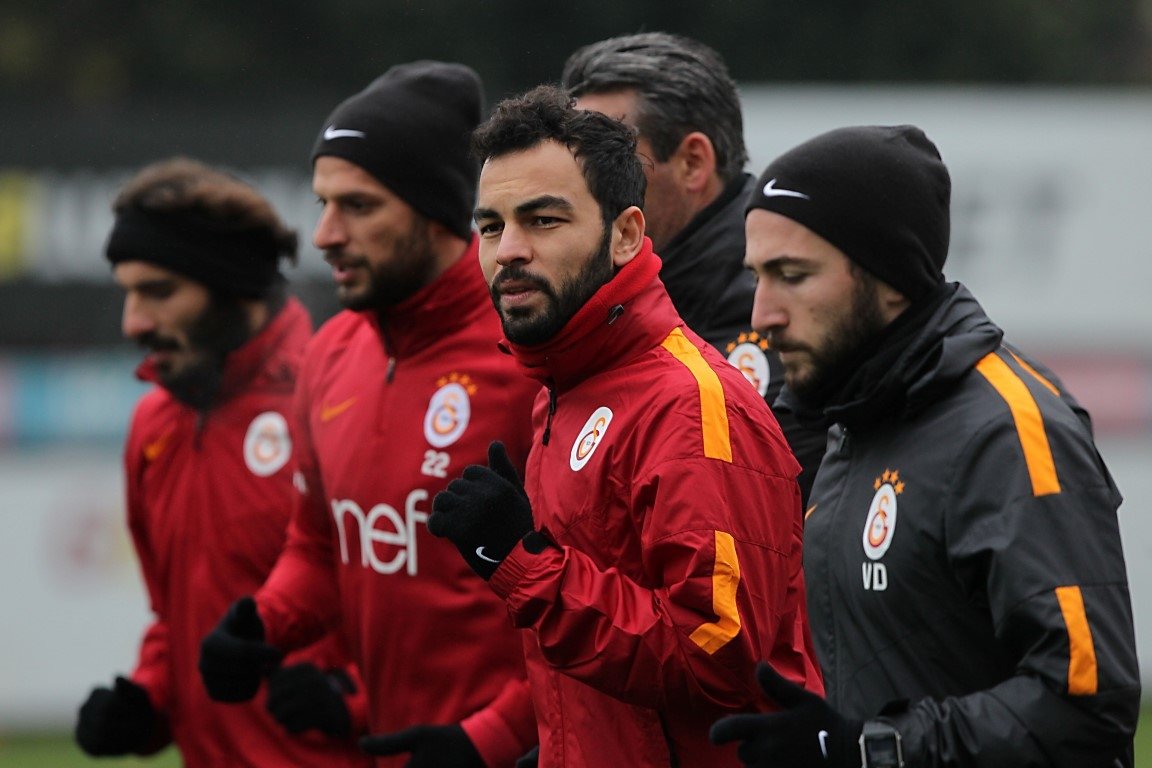 Xavi olacaktı yalan oldu!