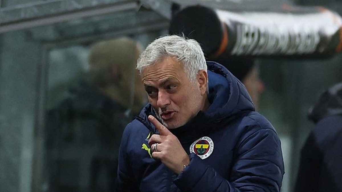 TRANSFER HABERİ: Oğuz Aydın için dünya devi yakın takibe geçti! TRANSFER HABERİ: Oğuz Aydın için dünya devi yakın takibe geçti!