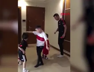 Ali Palabıyık'tan evde kal çağrısı