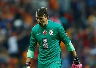 Fernando Muslera serbest kalabilir!