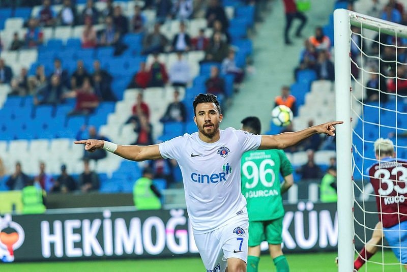 Trezeguet Aslan oluyor