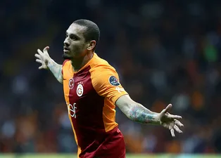 Maicon'un yerine 2 golcü!