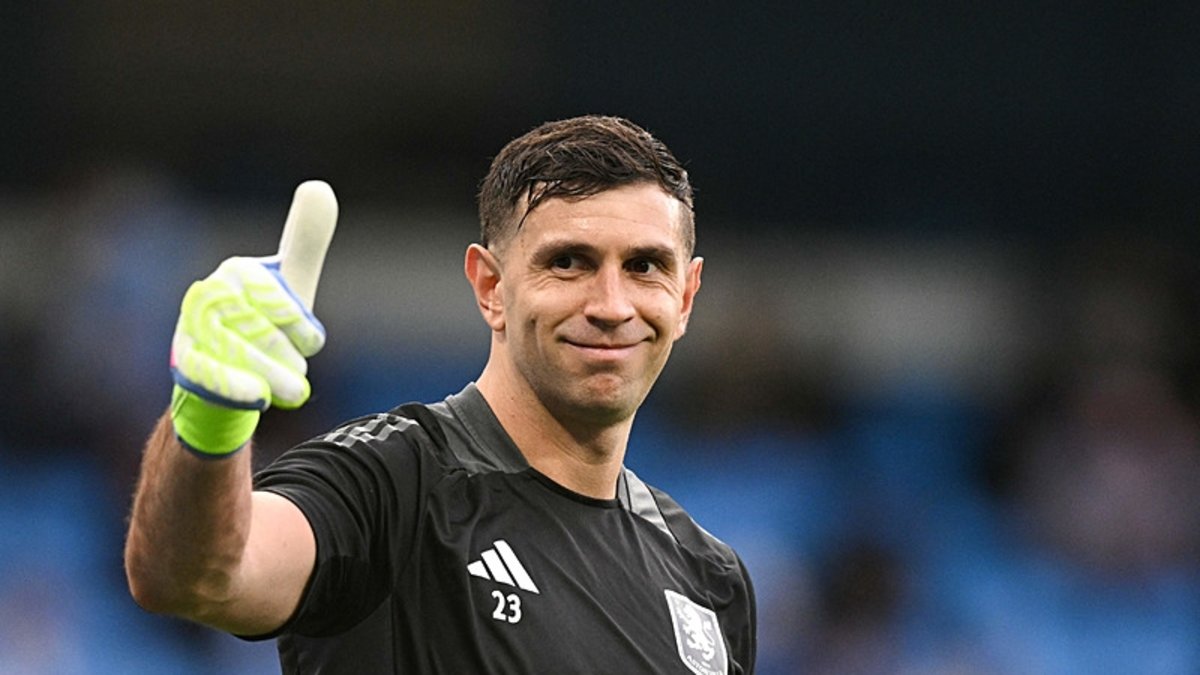 TRANSFER HABERİ: Fenerbahçe'de Emiliano Martinez heyecanı! Yönetim... TRANSFER HABERİ: Fenerbahçe'de Emiliano Martinez heyecanı! Yönetim...