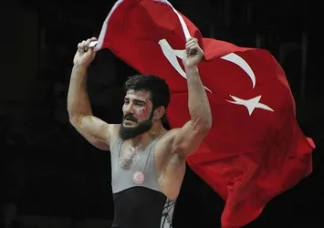Soner Demirtaş'tan altın madalya