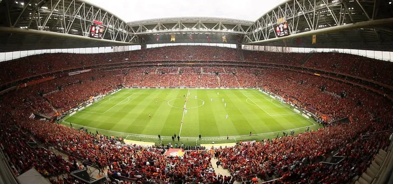 Galatasaray, Arena'da 100. lig maçına çıkıyor