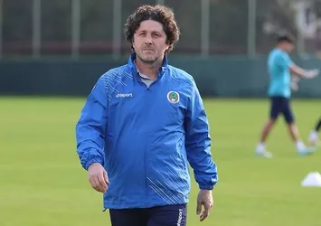 Süper Lig ekibi ayrılığı resmen duyurdu!