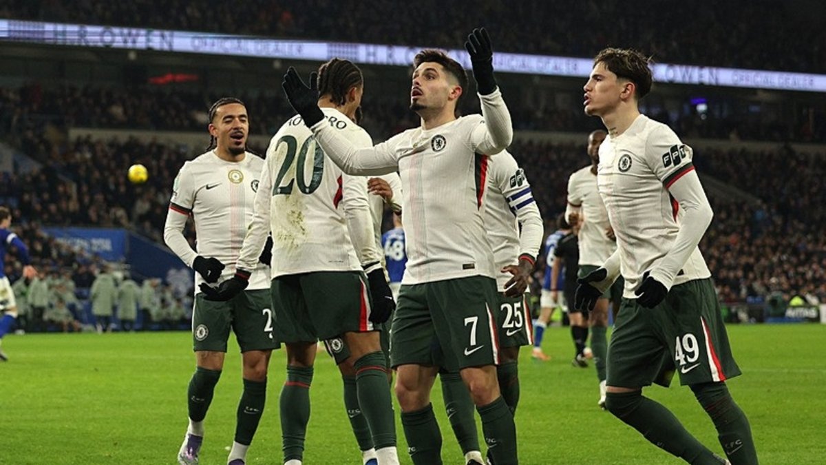Chelsea Cardiff'i deplasmanda geçti!