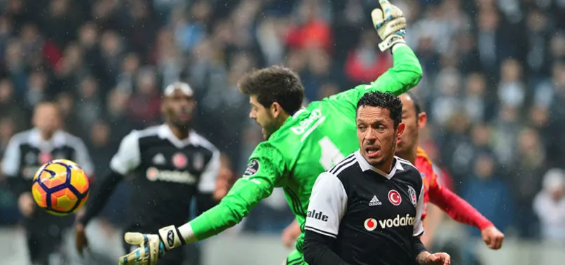 Şenol Güneş onay verdi Adriano satılıyor