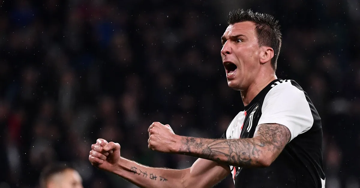 Beşiktaş'tan Mandzukic'e 6 aylık teklif...