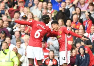 ManU, Leicester'a patladı