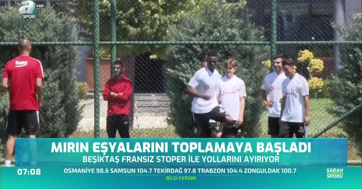 Mirin eşyalarını toplamaya başladı