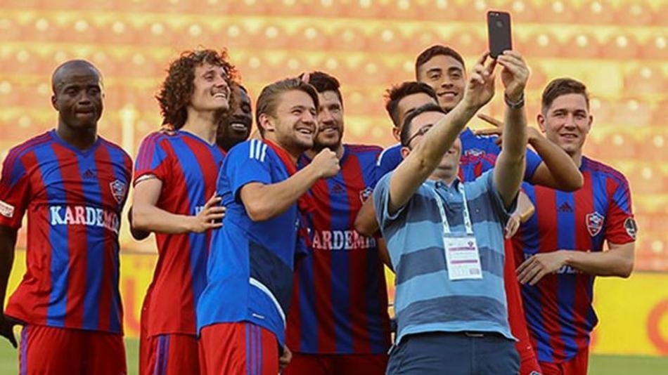En çok yabancı futbolcu oynatan kulüp