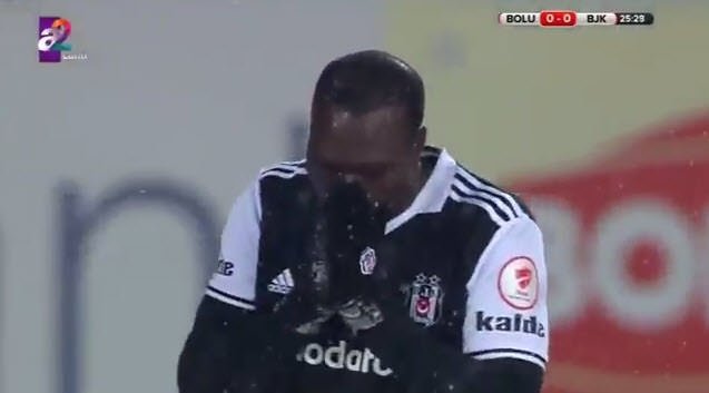 Aboubakar’a şok tepki!