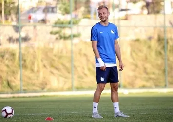 Lennart Thy suskunluğunu bozdu