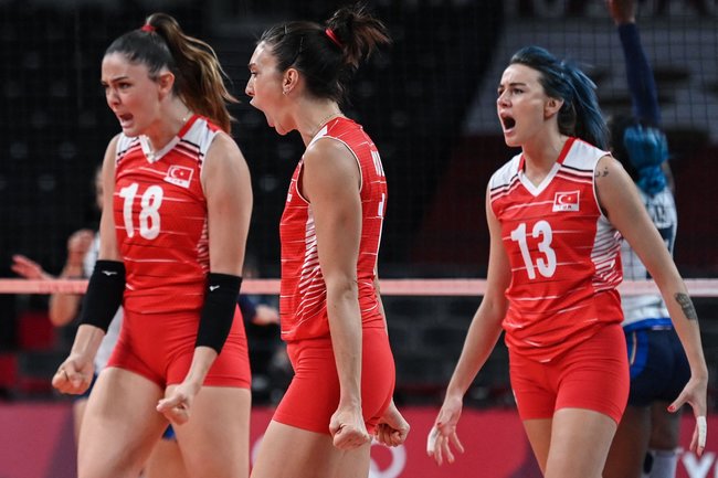 Son dakika 2020 Tokyo Olimpiyatları haberi: İşte A Milli Kadın Voleybol Takımı'nın grubunda puan durumu! - 1