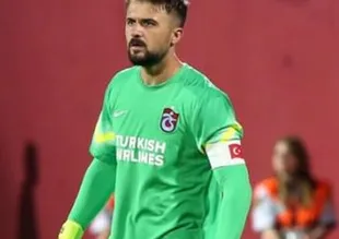 Efsane futbolcudan Onur Kıvrak'a mesaj