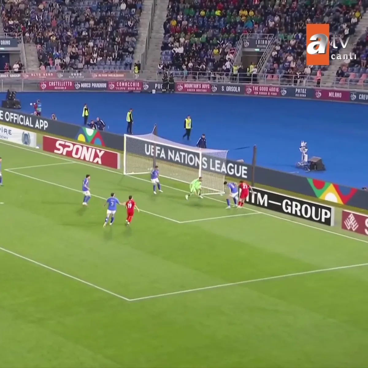 Aral Şimşir Donnarumma'yı geçti, sonunu getiremedi!