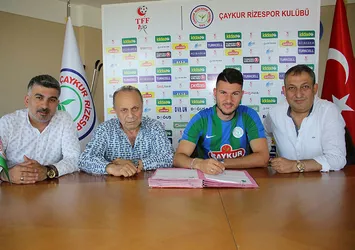 Robin Yalçın'dan 2 yıllık imza