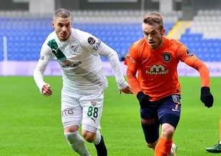 Başakşehir koltuğu geri aldı