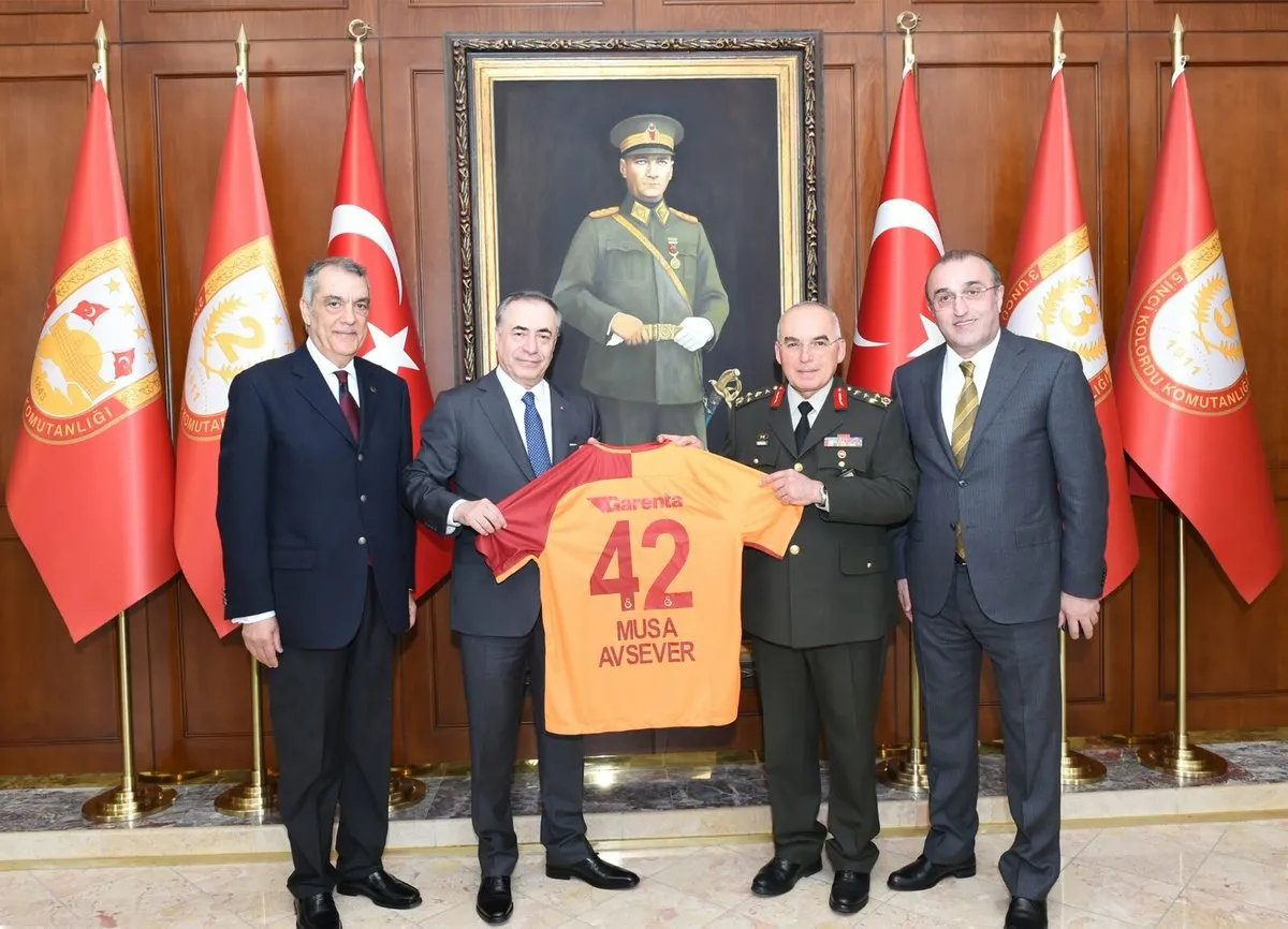 Mustafa Cengiz'den orduya ziyaret - 2