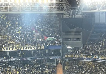 F.Bahçe tribünlerinden Filistin’e destek