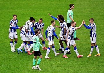 Hertha Berlin karantinaya alındı