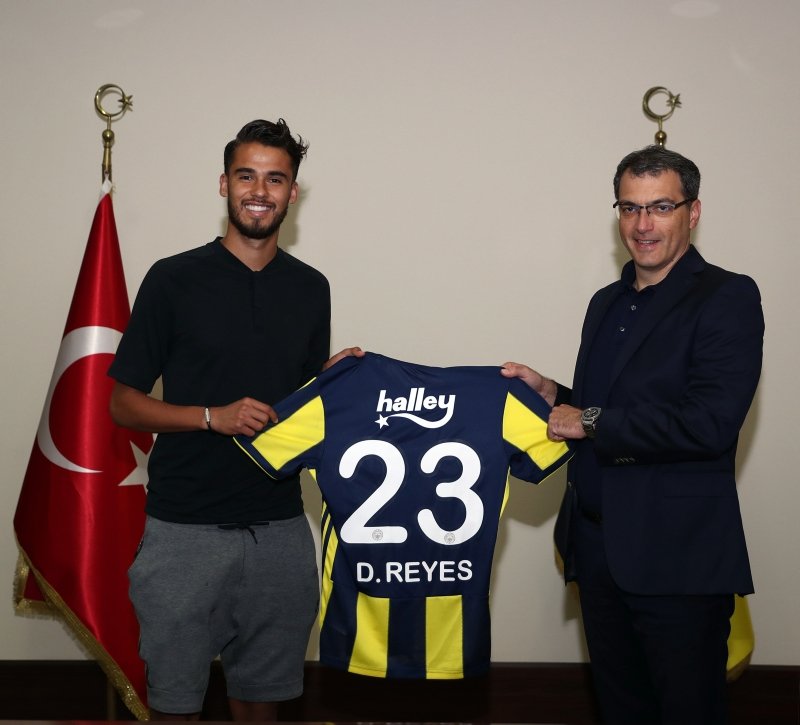 Fenerbahçe’ye Diego Reyes müjdesi!