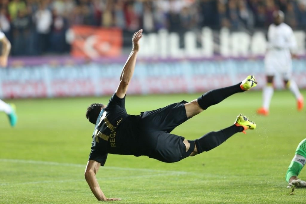 Osmanlıspor-Fenerbahçe maçından kareler