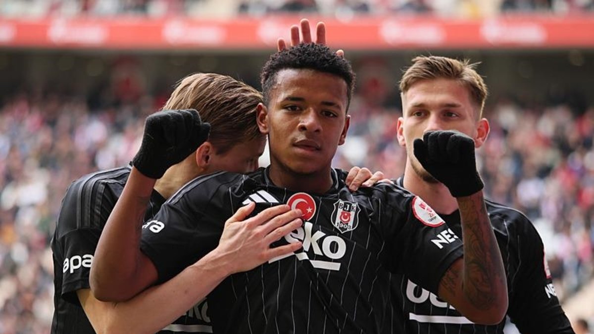 Ole Gunnar Solskjaer'den Arroyo açıklaması!