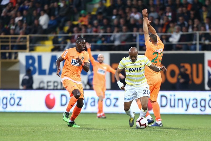 Fenerbahçe Ersun Yanal’dan kurtulmalı!