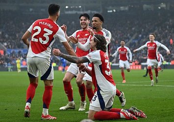 Arsenal son dakikalarda açıldı