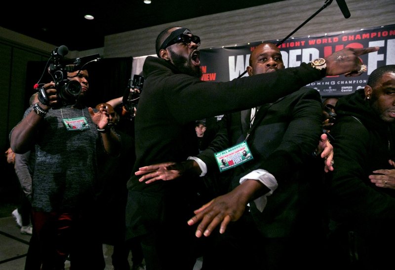 Fury ve Wilder arasında gergin anlar!