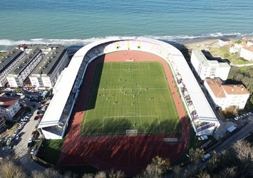 Merakla beklenen Sinop Şehir Stadı'nda ilk maç oynandı!